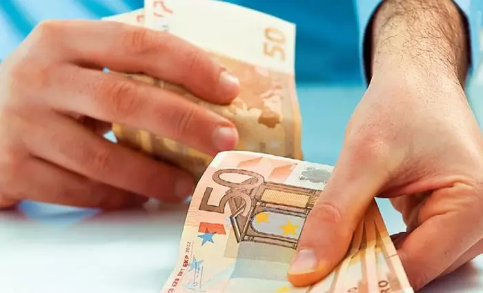 Καταργούνται τα 350 ευρώ που πληρώνουν οι εταιρείες κάθε χρόνο;