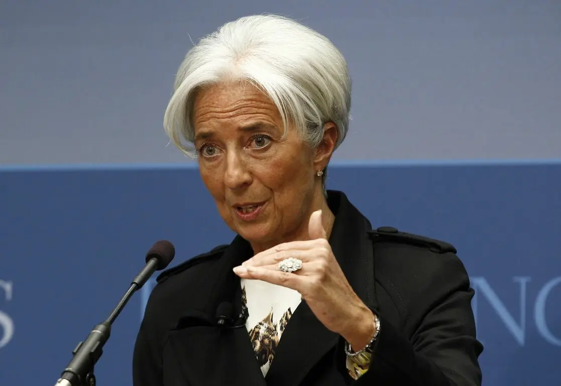 Επιτόκια: Η Λαγκάρντ σπάει την παράδοση και η ΕΚΤ προλαβαίνει τη FED (γραφήματα)