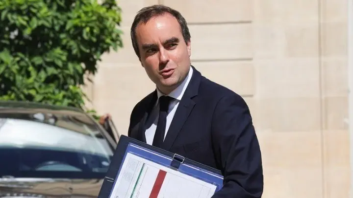 Γαλλία: Ο Μακρόν διόρισε νέο πρωθυπουργό τον Σεμπαστιάν Λεκορνί