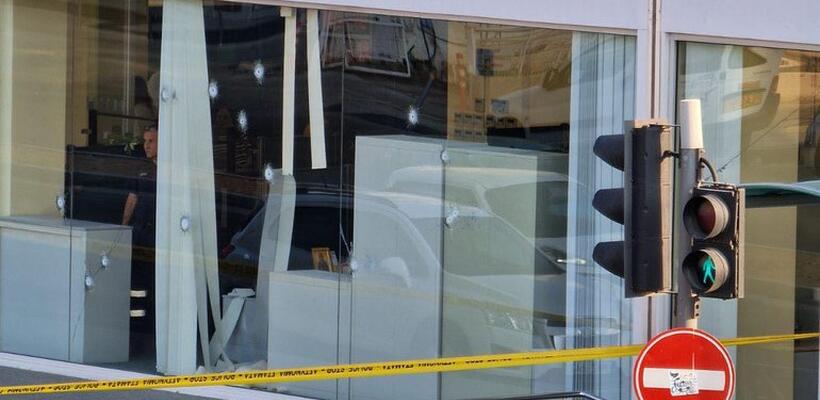 Πυροβολισμοί εναντίον υποκαταστήματος της Τράπεζας Κύπρου στη Λεμεσό