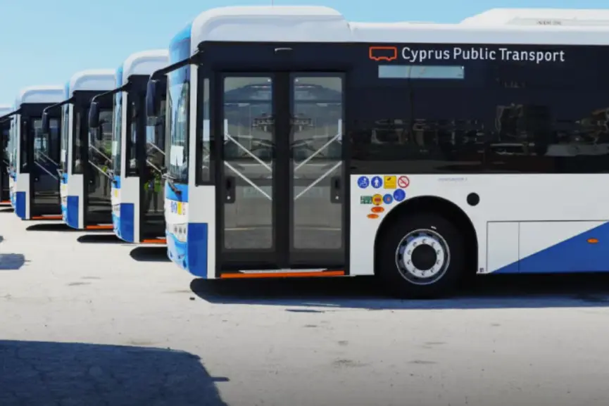 Συνεχίζεται η 48ωρη απεργία των εργαζομένων στα λεωφορεία Λάρνακας