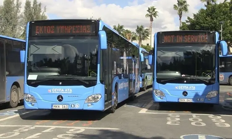 Σήκωσαν χειρόφρενο στα λεωφορεία