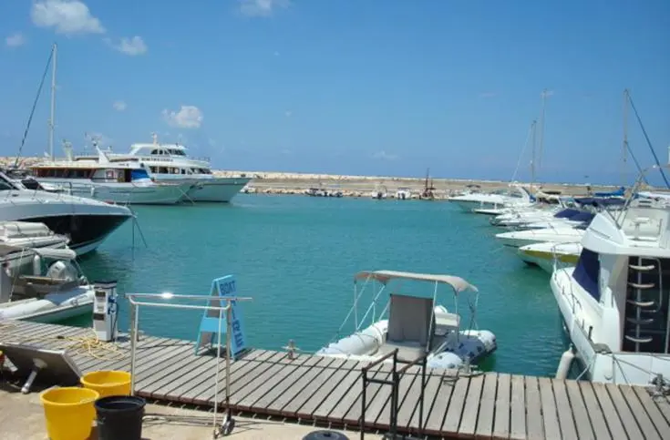 Ετοιμάζονται οι όροι προσφορών για μελέτες για το λιμάνι Λατσιού