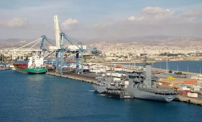 Λιμάνι Λάρνακας: Συνεχίζεται επ' αόριστον η απεργία - Φρένο ζητούν ΚΕΒΕ και ΟΕΒ