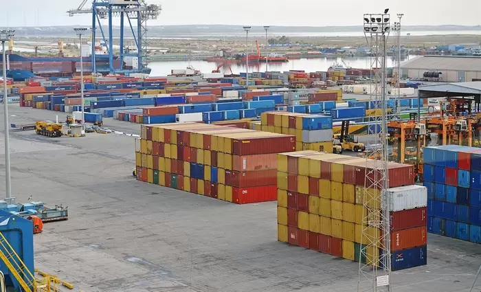 Παραλύει και πάλι το λιμάνι Λεμεσού