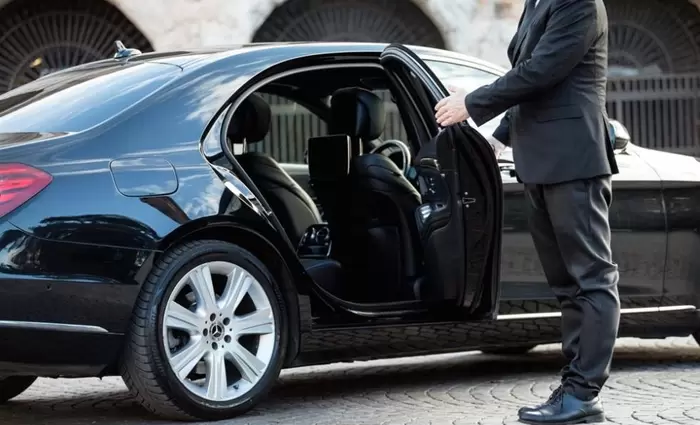 Πληρώνουμε €700 χιλ. το χρόνο για ωφελήματα πρώην αξιωματούχων