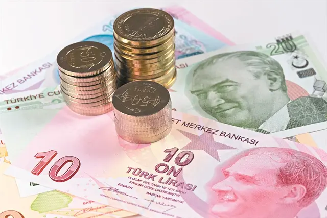Στο ναδίρ της εποχής Ερντογάν η καταναλωτική εμπιστοσύνη στην Τουρκία