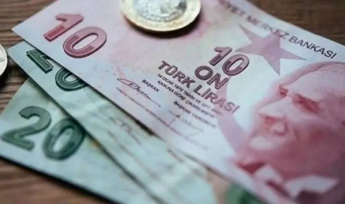 Νέο ρεκόρ από τα ξένα νομίσματα και τον χρυσό στην τουρκική αγορά