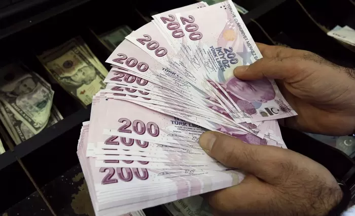 Τουρκία: Η Κεντρική Τράπεζα μείωσε τα επιτόκια περισσότερο από το αναμενόμενο