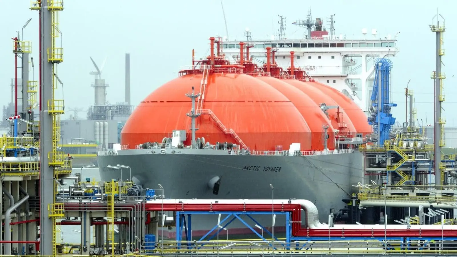 Στο τραπέζι πρόταση για πλωτή μονάδα υγροποίηση φυσικού αερίου