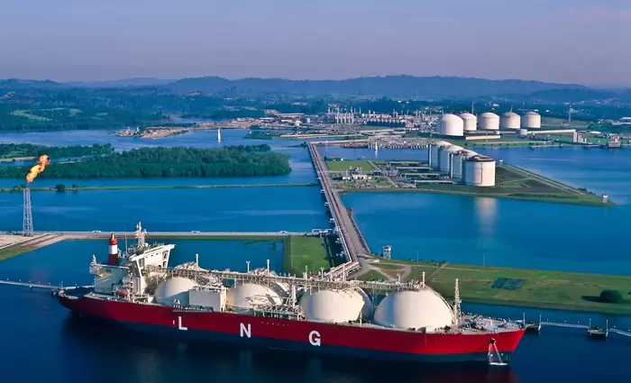 Η Ελβετία παίζει το «χαρτί» του LNG για να ρίξει τους δασμούς Τραμπ