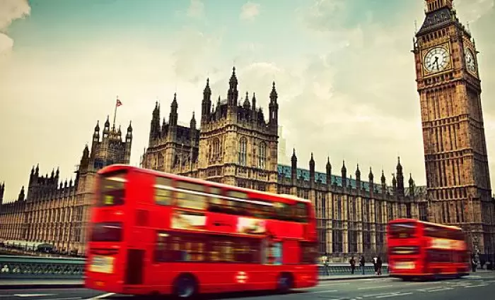 Πέταξε στο Λονδίνο με €58,99