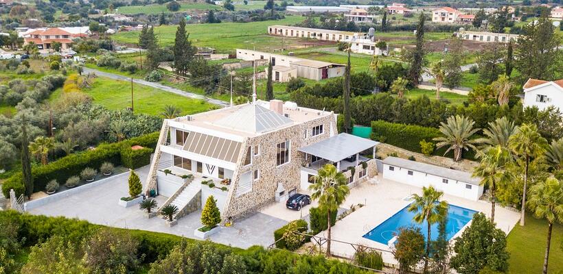 Νέα ακίνητα για δημοπρασία από την BidX1