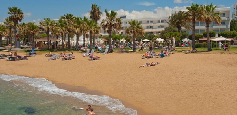 Κάνε κράτηση στα ξενοδοχεία της Louis Hotels και κέρδισε μοναδικά προνόμια