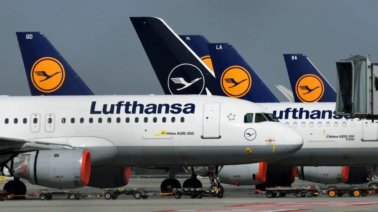 Lufthansa: Ετοιμάζει περικοπή 100 εσωτερικών πτήσεων στη Γερμανία λόγω υψηλών φόρων και τελών