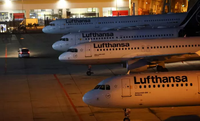 Lufthansa και Austrian Airlines σταματούν τις πτήσεις προς Τεχεράνη