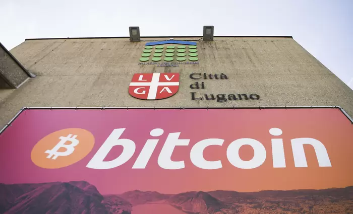 Η ελβετική πόλη όπου σχεδόν τα πάντα πληρώνονται με bitcoin