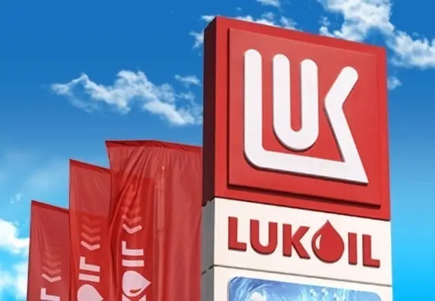 Chevron και Quantum Energy διεκδικούν τα διεθνή assets της ρωσικής Lukoil αξίας $22 δισ.