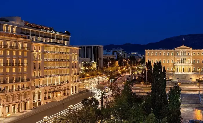 Κλείνουν «Μεγάλη Βρεταννία» και «Κing George» στην Αθήνα