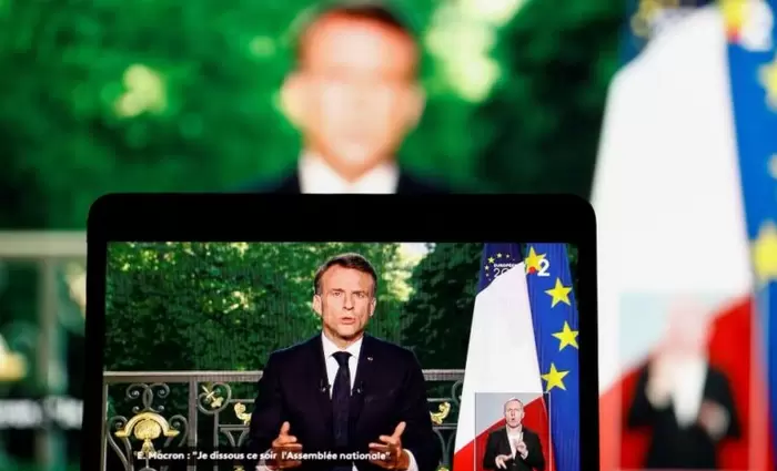 Capital Economics: Τι σημαίνει το ριψοκίνδυνο στοίχημα του Macron