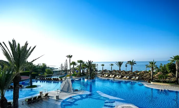 Με μέτρα προειδοποιεί η ΠΕΟ αν συνεχιστεί η απορρύθμιση στα ξενοδοχεία