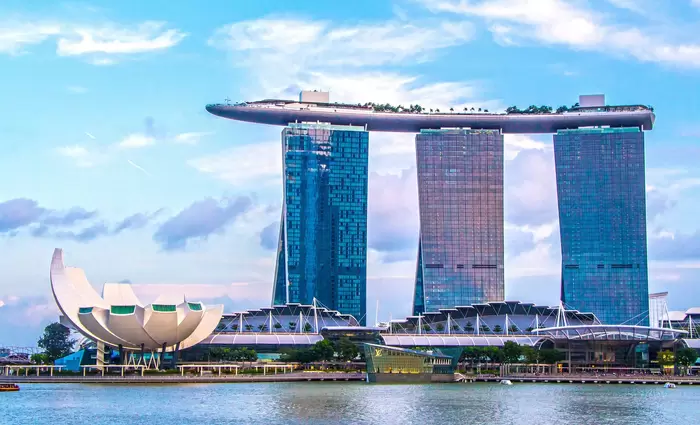 Η Σιγκαπούρη κρατά τα παγκόσμια ηνία στις κρουαζιέρες