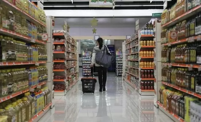 Υπεραγορές: Θα λάβουν μέτρα αν συνεχίσει το μέτρο του SafePass