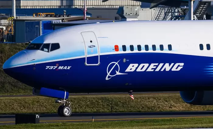Παραμένει το όριο των 38 αεροσκαφών το μήνα για τα 737 MAX της Boeing