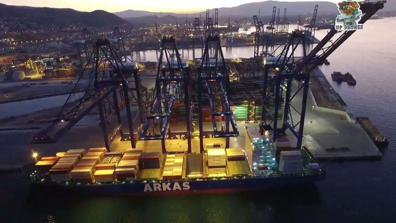 Αυτοί είναι οι 10 ισχυρότεροι παίκτες του κόσμου στην διαχείριση λιμένων