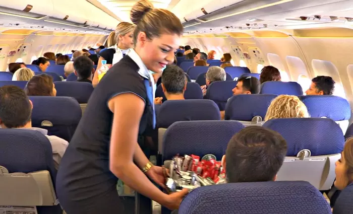 Οι εργαζόμενοι της Cobalt επιτίθενται στον ΓΔ του Υπουργείου Μεταφορών