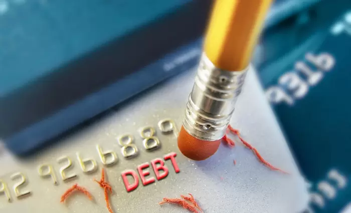 Αποκαλύψεων συνέχεια για τα ΜΕΔ πολιτικά εκτεθειμένων προσώπων