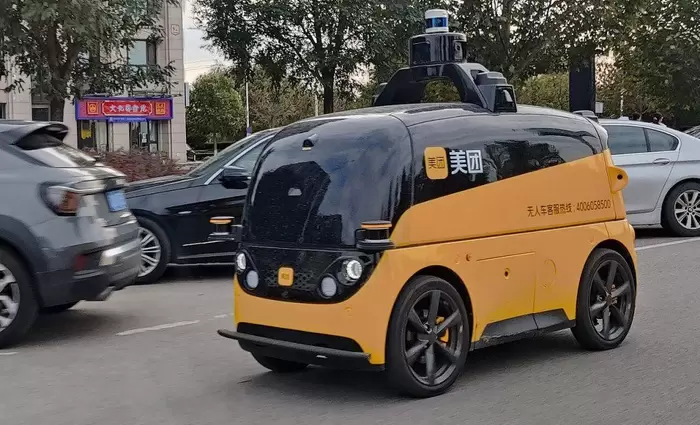 Ηλεκτρονικό εμπόριο: Οι Κινέζοι γίγαντες μάχονται για το στέμμα στην αγορά του delivery