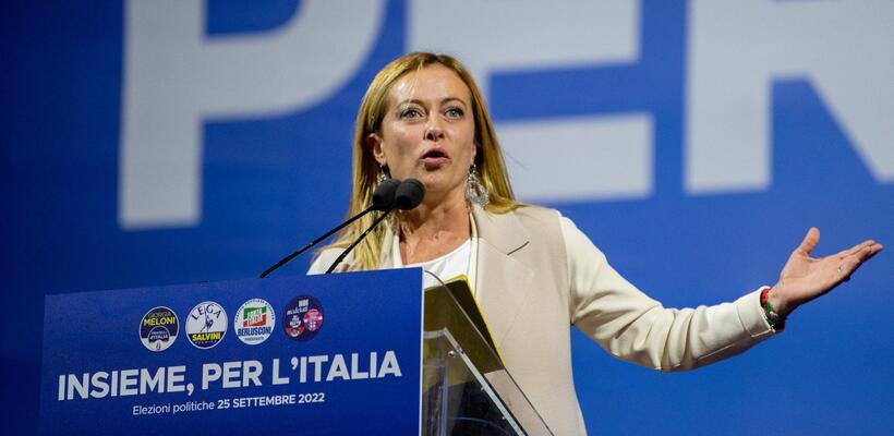 «Κωλοτούμπα» Μελόνι για τον φόρο στις τράπεζες μετά το χαστούκι των αγορών