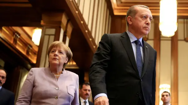 Έτσι κρατά «όμηρο» την Γερμανία ο Ερντογάν