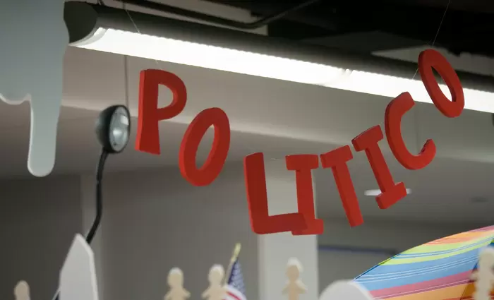 Ποιος κολοσσός αγοράζει τον ειδησεογραφικό όμιλο Politico