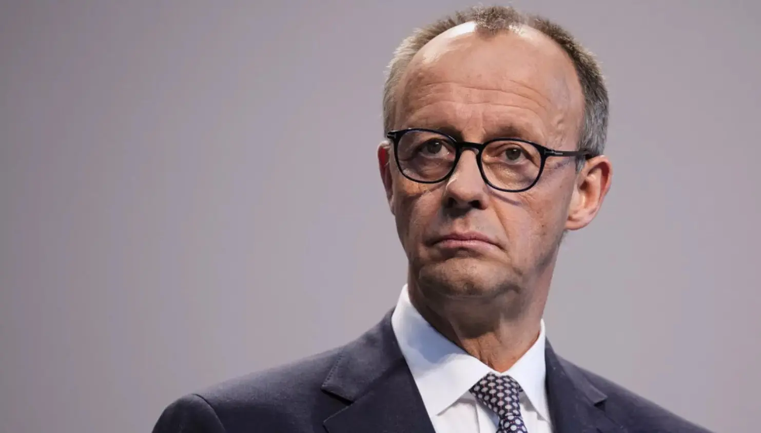 Γερμανία: Αντιδράσεις για τις εξαιρέσεις Μερτς από τη μείωση φόρου στο ρεύμα