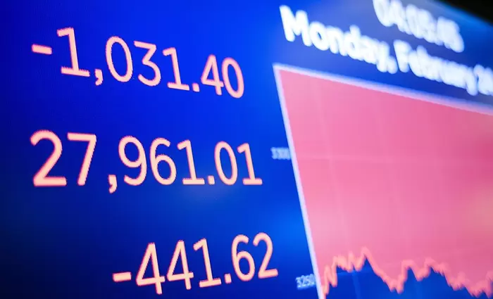 Βουτιά για τις μετοχές στις διεθνείς αγορές