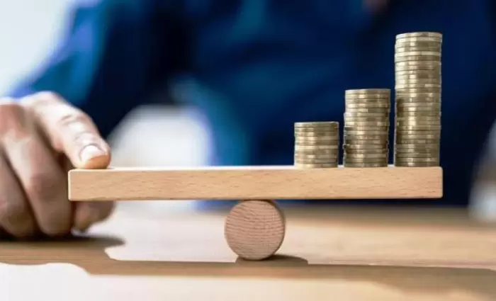 Ικανοποιητικά τα μέτρα στήριξης ή μπαλώματα; Τι λένε οι καταναλωτές (Vid)