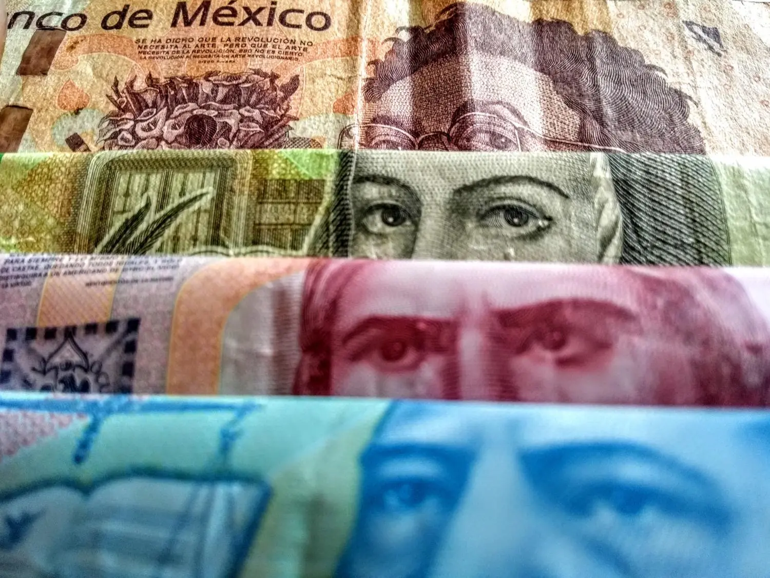 Συρρίκνωση της οικονομίας του Μεξικού κατά 9%