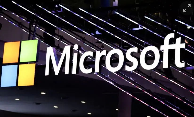Παγκόσμιο «blackout» λόγω Microsoft: «Έπεσαν» συστήματα σε τράπεζες, αεροπορικές και ΜΜΕ