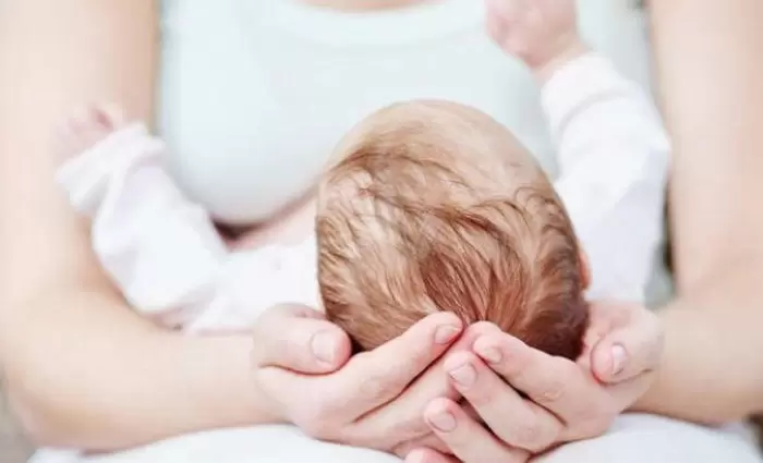 «Ναι» Υπουργικού για αύξηση της άδειας μητρότητας - Τι αλλάζει (video)