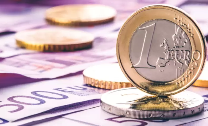 ΚΤΚ: Αυξήθηκαν οι καταθέσεις, μειώθηκαν τα δάνεια τον Ιούλιο