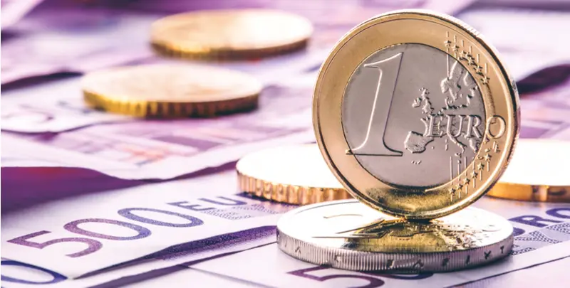 ΚΤΚ: Αυξήθηκαν οι καταθέσεις, μειώθηκαν τα δάνεια τον Ιούλιο