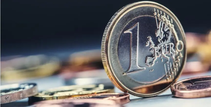 Άνοιξε το βιβλίο για το ομόλογο και ξεπερνούν τα €7 δις οι προσφορές