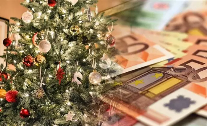 Συντάξεις, επιδόματα & δώρα Χριστουγέννων - Πότε θα καταβληθούν