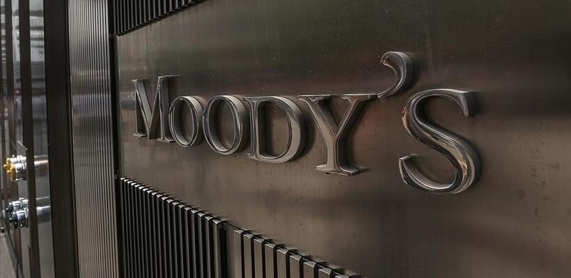 Moody’s: Τα πράγματα περιπλέκονται