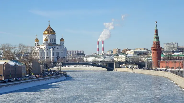 Επεκτείνονται μέχρι τον Μάϊο τα περιοριστικά μέτρα στη Μόσχα