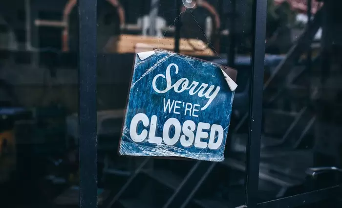 Σε απόσταση αναπνοής η χαλάρωση των μέτρων - Πότε ξεκινάει