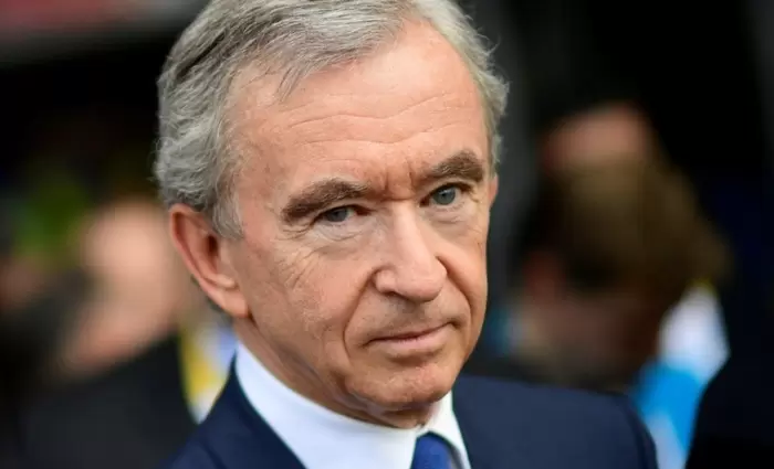 Μπερνάρ Αρνό: Το σχέδιο για να αποτρέψει μία μάχη διαδοχής στην LVMH