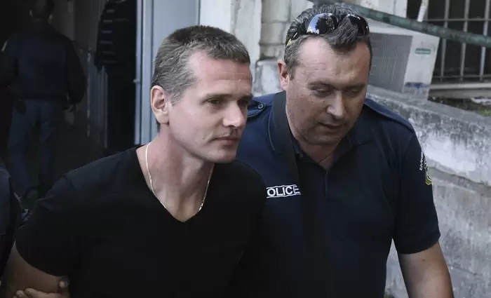 Εξετάζουν το αίτημα του 